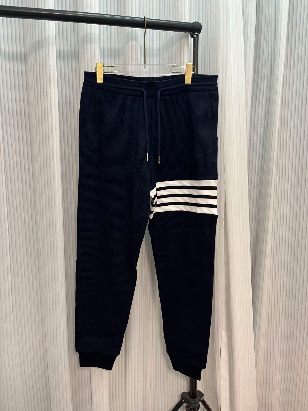 주문 감사드립니다. 허균*님 제품 검수 완료